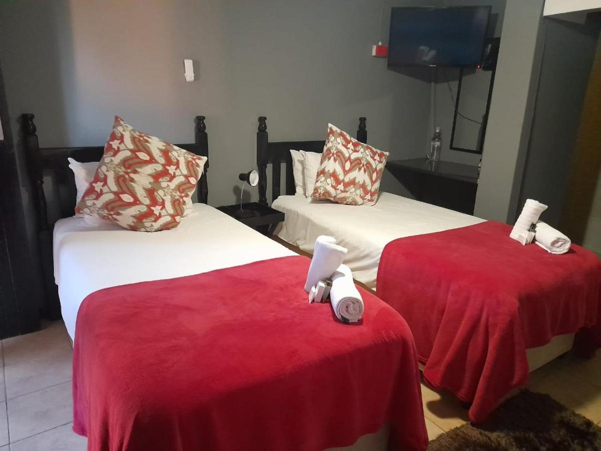 Nongoma Lodge & Inn Cc Ngoại thất bức ảnh