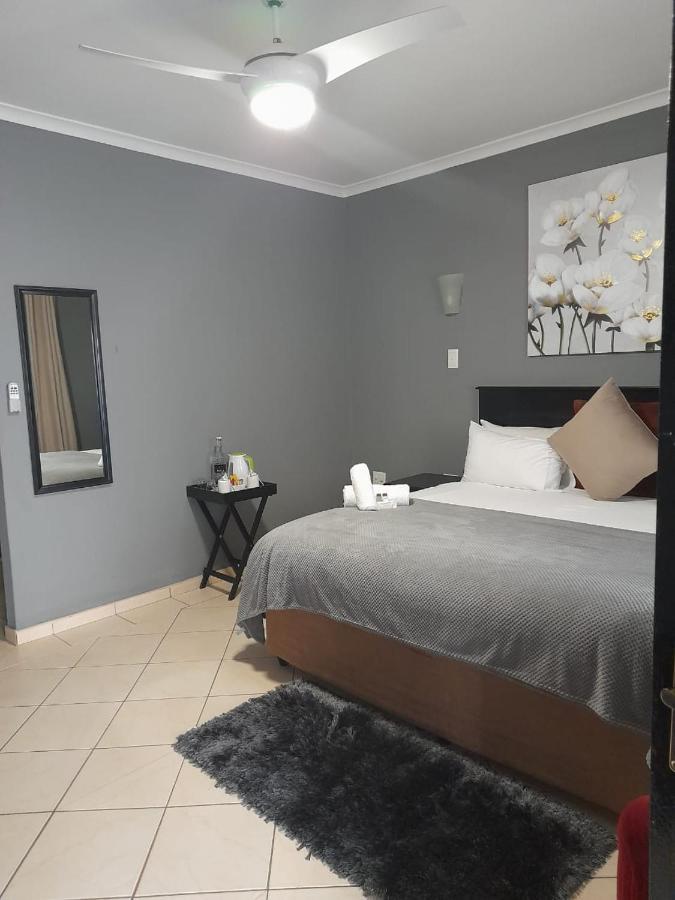 Nongoma Lodge & Inn Cc Ngoại thất bức ảnh
