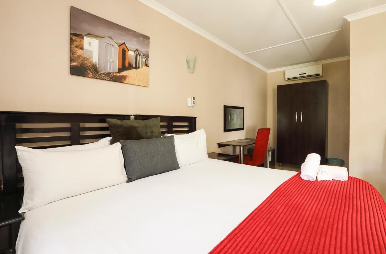 Nongoma Lodge & Inn Cc Ngoại thất bức ảnh