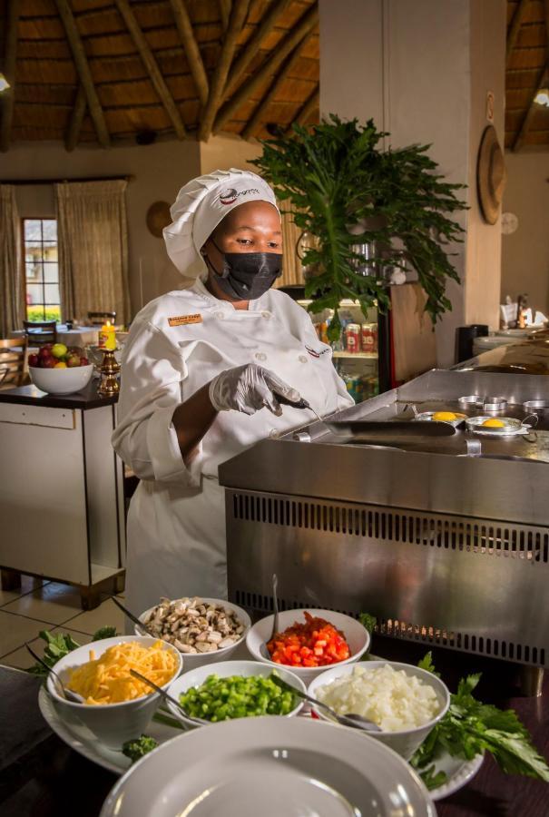 Nongoma Lodge & Inn Cc Ngoại thất bức ảnh