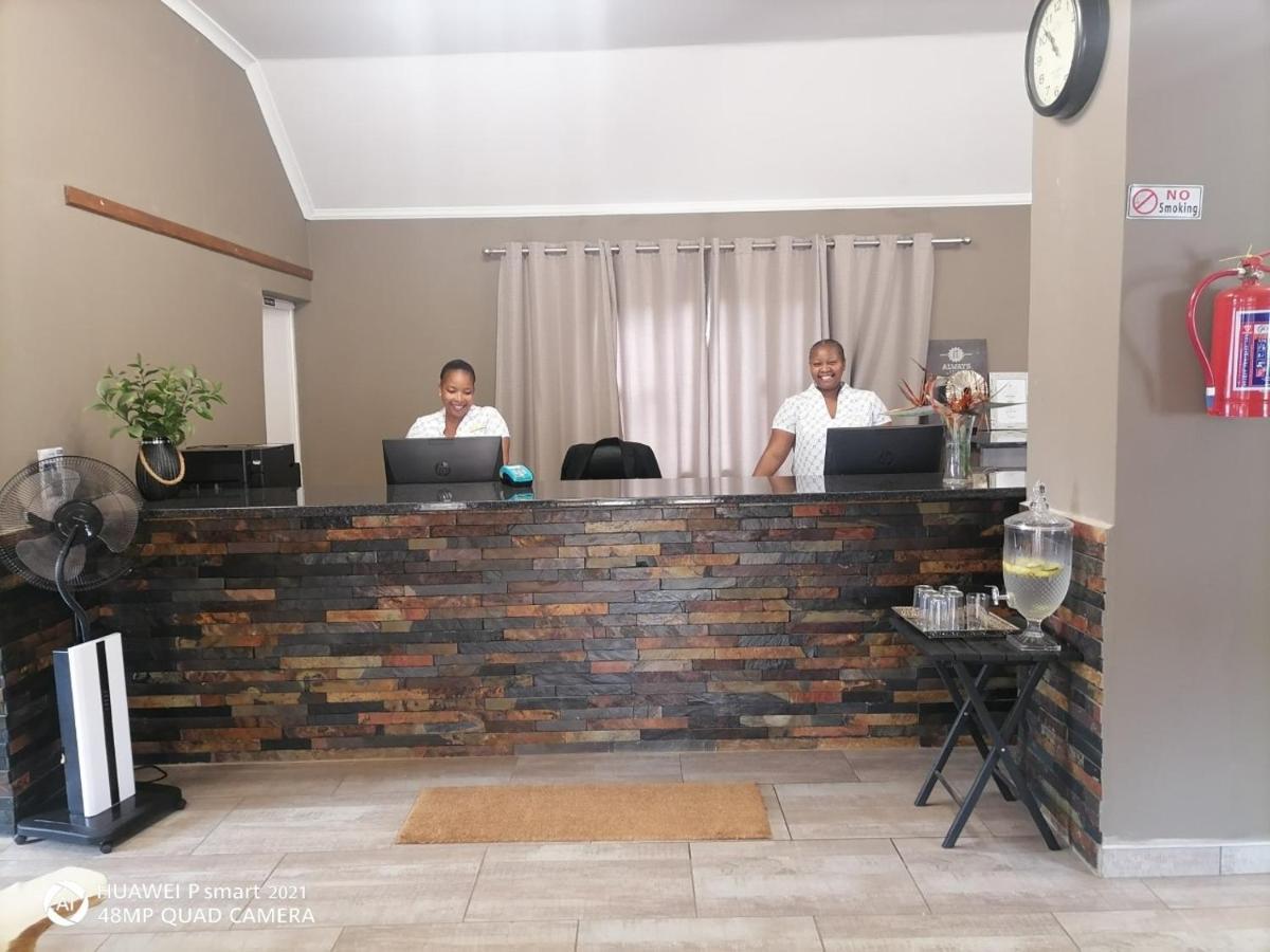 Nongoma Lodge & Inn Cc Ngoại thất bức ảnh